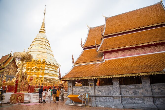 Doi Suthep and Wat Pha Lat Sunrise Tour (Small Group Only) - Price and logistics: what $29 really covers in practice