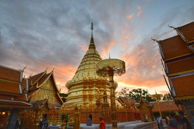 Doi Suthep and Wat Umong Night Tour From Chiang Mai - Should You Book This Night Tour?
