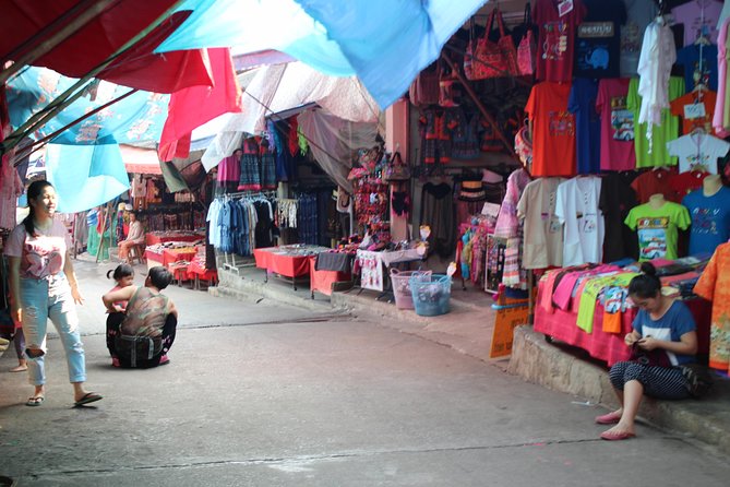 DON'T miss It ! Doi suthep temple+ Hmong village - Group size and pacing: why 4 hours can feel quick or just right