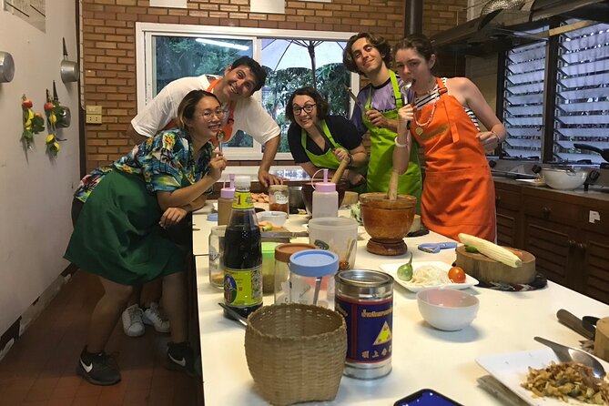 Evening Cooking Class - Group Size and Pace: The One Thing to Watch