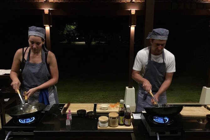 Evening Cooking Class in Traditional Pavilion with Beautiful Garden - Chiang Mai - Value, timing, and who should book this class
