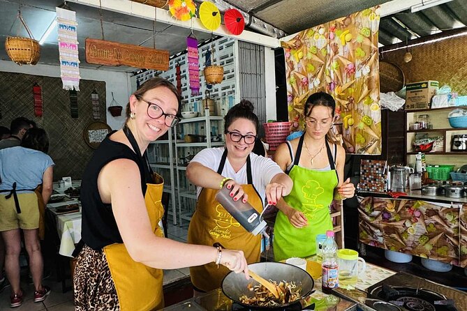 Evening Thai cooking class - Stir-fry first: Pad Thai, noodles, and the basics you’ll actually remember