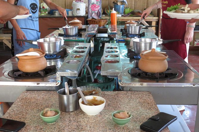 Evening Thai cooking class - What you get for the price: $27.58 that’s more workshop than dinner