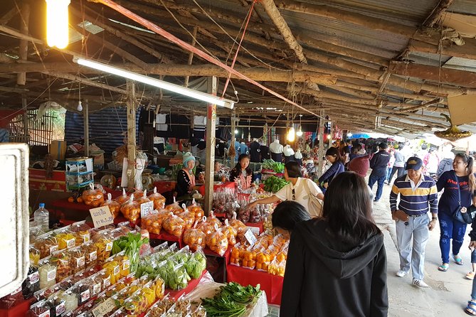 Fantastic! Famous Doi Inthanon National park tour with 2hr trekking - Picking your trek: Kew Mae Pan vs Pha Dok Seaw