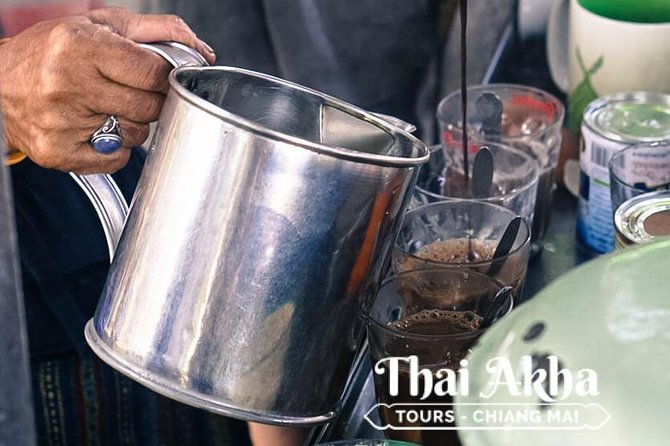 Fresh Local Market Tour - Food tour in Chiang Mai - Bumrung Buri Market: The Thai Breakfast That Sets the Tone