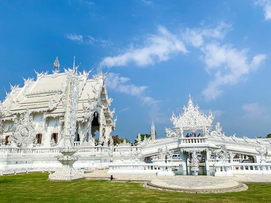 From Chiang Mai: Chiang Rai Guided Day Trip - Halfway hot springs stop: the breakfast egg moment