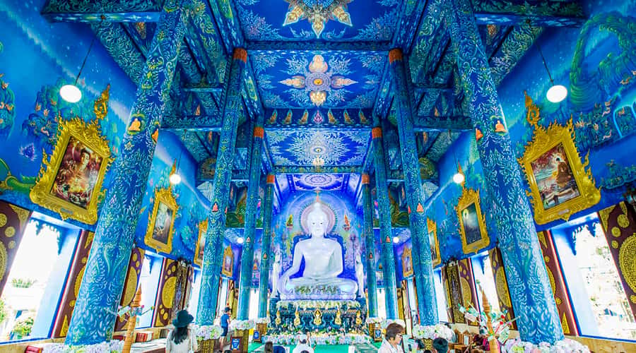 From Chiang Mai: Chiang Rai Guided Day Trip - Wat Rong Khun (White Temple): the famous carvings and the photo rules