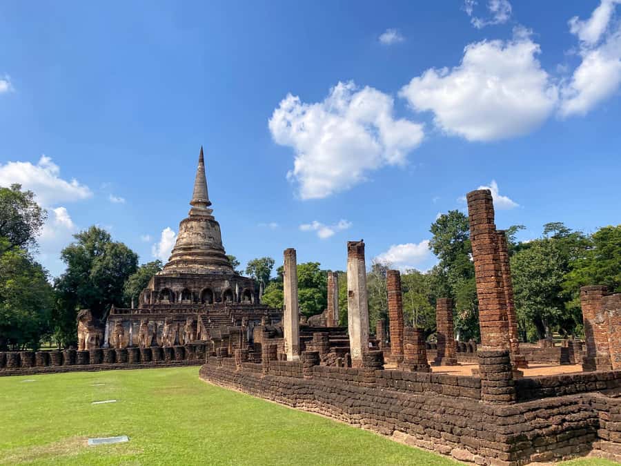 From Chiang Mai: Customize Your Own Sukhothai Heritage Tour - Driver and guide setup: English-speaking driver, optional personal guide, and Immy
