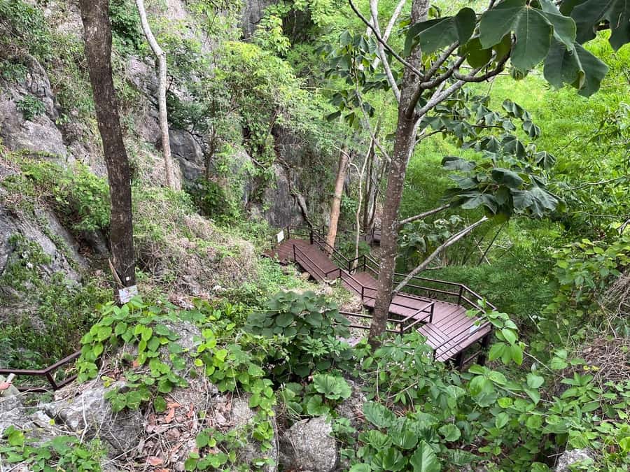 From Chiang Mai: Lampang Summit & Springs - FAQ