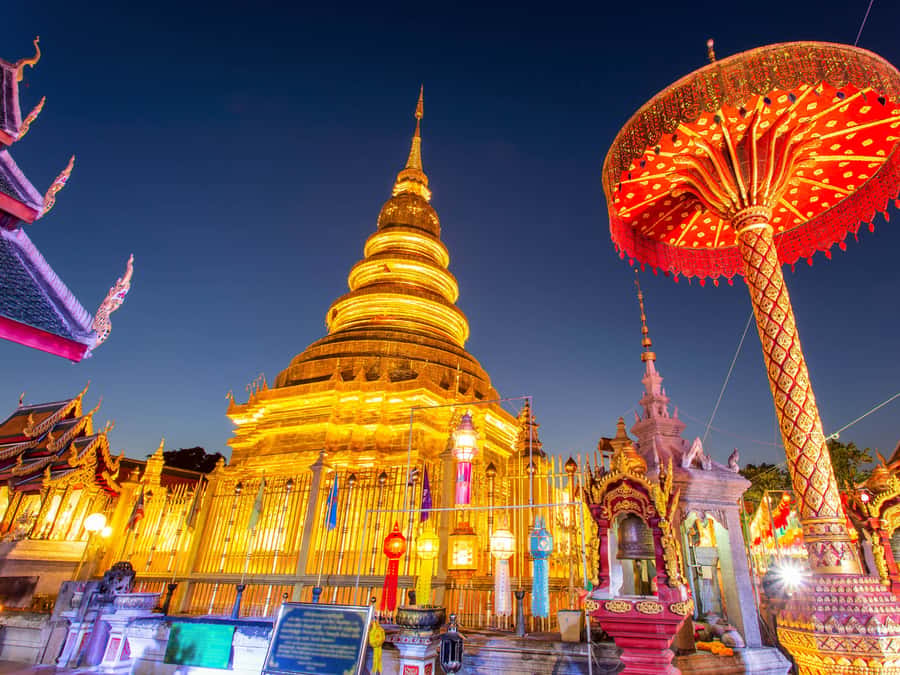 From Chiang Mai: Lamphun and Lampang Temples Tour - Lampang Horse Cart City: A Short Ride That Changes the Perspective