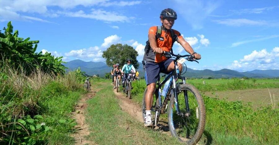 From Chiang Mai: Mae Taeng Valley and Waterfalls Cycle Tour - Pickup, van ride, and getting your bike set up