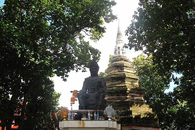 From Chiang Mai: White and Blue Temple & Golden Triangle Day Trip - Price and what’s included in the $189 day