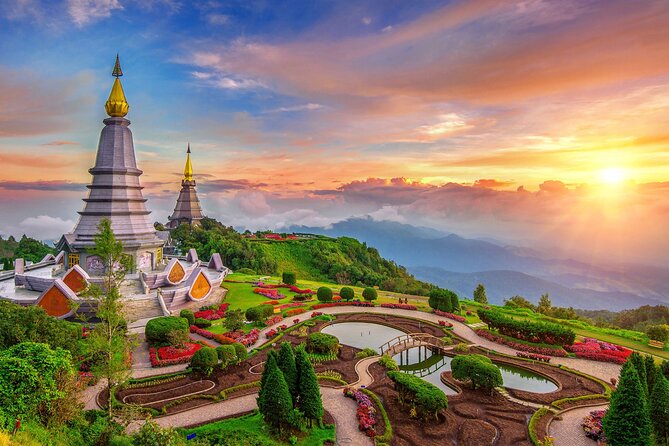 Full Day Doi Inthanon National Park Tour( Joint) - Doi Inthanon National Park: where altitude changes the whole day