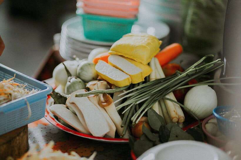 Full Day Thai Cooking Class in Organic Farm and Market - Should you book this Thai cooking class?