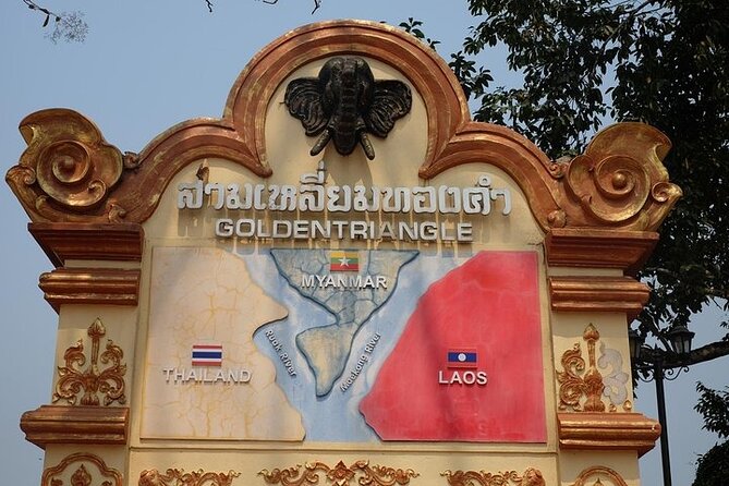 Full Day Tour in Chiang Rai White Temple and Golden Triangle - Lunch included: what that actually buys you