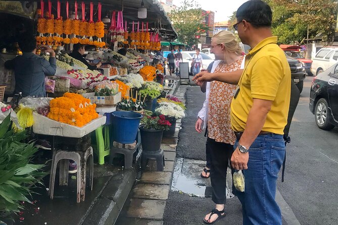Half Day Chiang Mai City and Cultural by TukTuk, Samlor & Red car (Private Tour) - Price and value: is $77.82 per person a good deal?