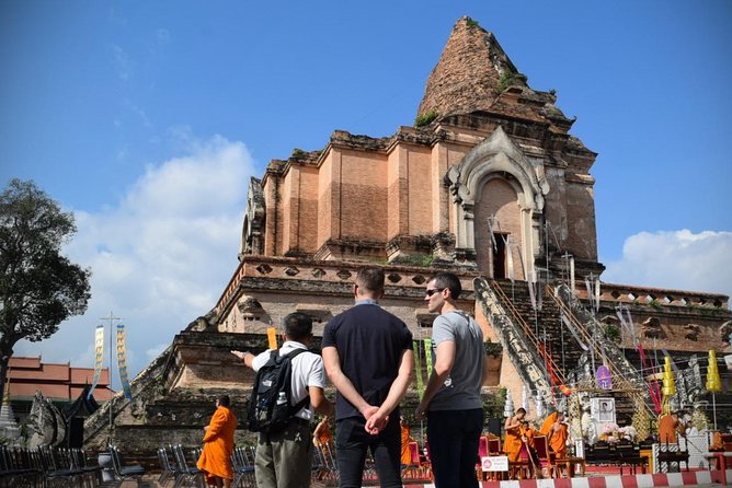 Half Day Chiang Mai City and Culture tour by Electric Tuk Tuk (Private Tour) - Guide Quality: Why Noom and Nui Make a Difference