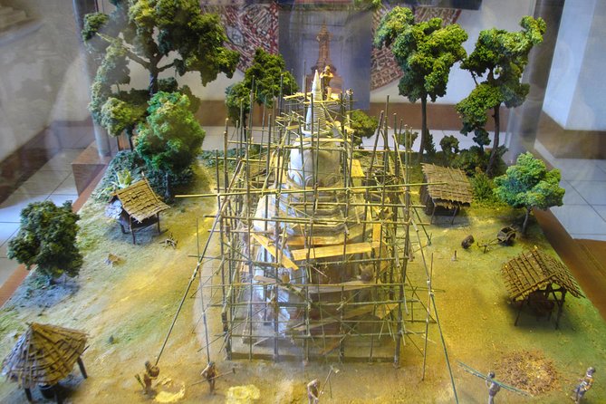 Half Day Chiang Mai City Temples & Museum Tour - Group or Private - Chiang Mai City Arts & Cultural Centre: Turning Temple Sightseeing Into Understanding