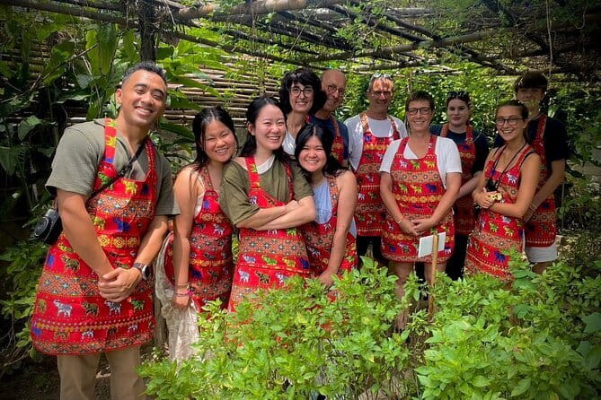 Half Day Chiang Mai Cooking Class and Market Taste Tour - Practical tips: how to get the most from market shopping and kitchen time