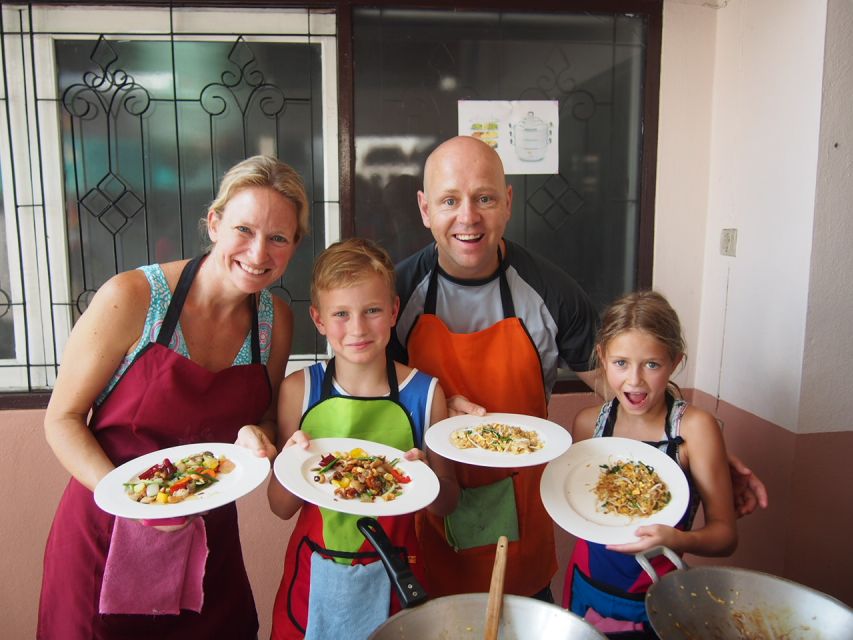 Half-Day Cooking Class with Market Tour - Timing Tips: Morning vs Evening Choice