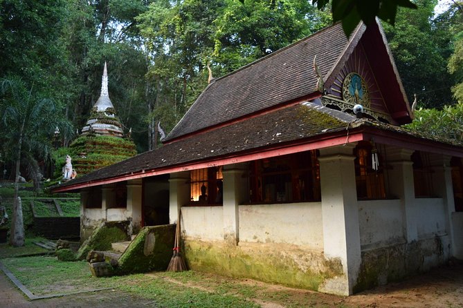 Half Day Doi Suthep Temple and short trekking on monk trail (Private Tour) - What to wear and bring so the day stays comfortable