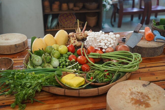 Half Day Guided Thai Cooking Class in Chiang Mai - Spice control, vegetarian swaps, and allergy-friendly steps