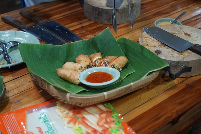 Half Day Guided Thai Cooking Class in Chiang Mai - Eating your dishes: more than a snack break