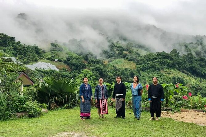 Half day Long Neck hill tribe and Hmong hill tribe village - Key highlights worth your time