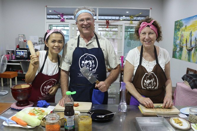 Half Day Morning Cooking Class with Market Tour in Chiang Mai - Price and Logistics: How $29.34 Fits the Value Equation