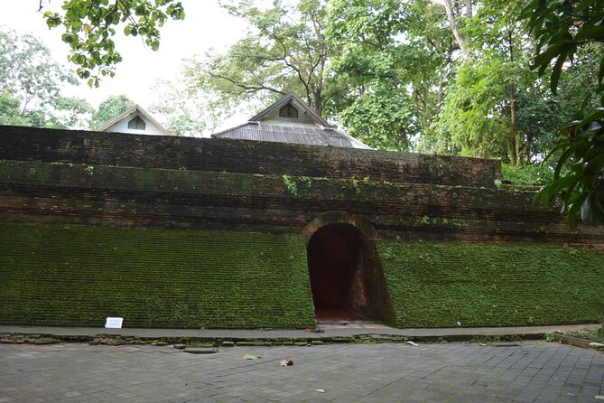 Half Day tour Suan Dok Temple, Umong temple & Doi Suthep Temple - Wat Phra That Doi Suthep: One of Northern Thailand’s Key Temples