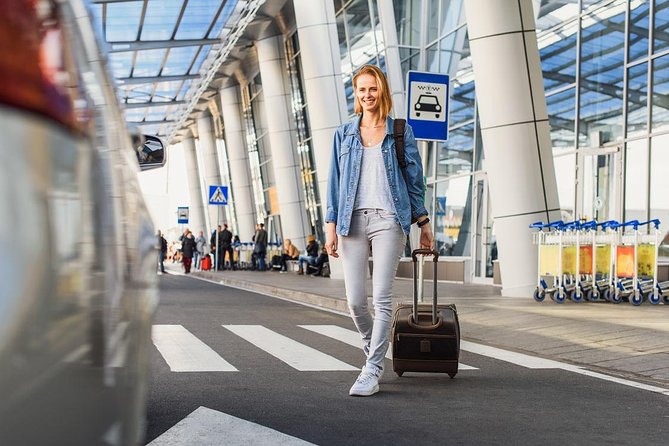 Hassle-Free Private Arrival Transfer from Chiang Mai Airport - 24-Hour Availability and COVID-Era Safety Signals