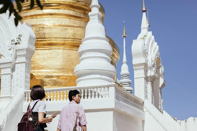 Highlights & Hidden Gems With Locals: Best of Chiang Mai Private Tour - A private Chiang Mai orientation that keeps moving