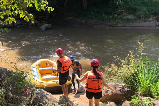 Khampan Rafting: White Water Rafting Guided Adventure in Chiang Mai - Phachee Waterfall: Swim, jump, and slide down the cliff