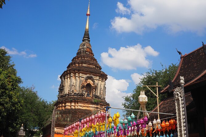 Lady Driver and Guide - Wat Phra That Doi Suthep: the mountain temple moment