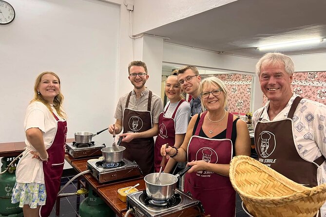 Lanna Smile Thai Cooking Class in Chiang Mai with Market tour - What you’ll actually cook: flavors you can taste and repeat later