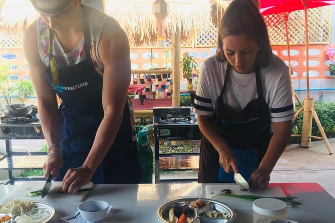 Lean cooking in A Thai atmosphere with Cookventure Home Cooking Studio - Eating like a guest: Lanna dining room vs the private garden
