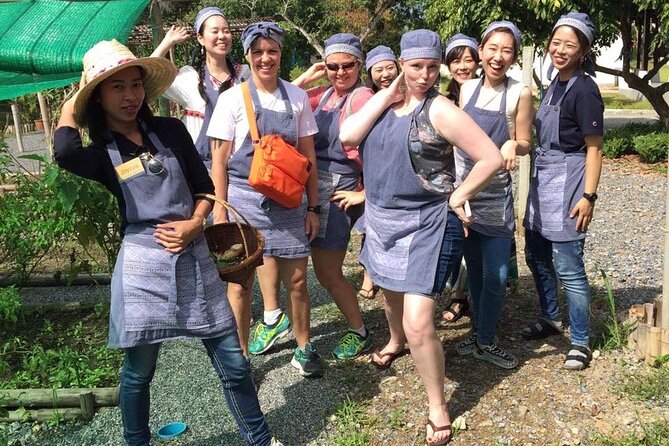 Morning Cooking Class in Traditional Pavilion with Beautiful Garden - Chiang Mai - Who This Class Suits Best in Chiang Mai