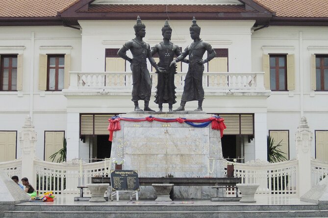 No.1 Chiang Mai: Historical City Bike Tour - Group Size and How It Changes the Experience