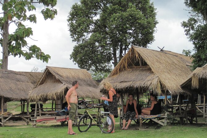 "No.1 Chiang Mai: Leisure Bicycle Ride to Lake Huay Tueng Tao" - The Rhythm of Stops: Riding, Resetting, and Learning the Route