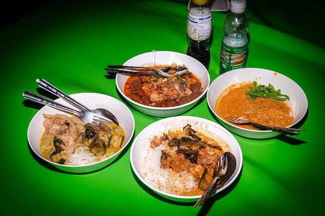 Northern Flavours Chiang Mai Food Tour with 15+ Tastings - Guides and stories: Burmese influence and how the food history lands