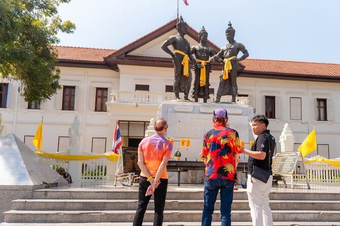 Old Town History and Culture Walking Tour at Chiang Mai - Wat Chedi Luang Varavihara: UNESCO Restoration and 14th-Century Ruins
