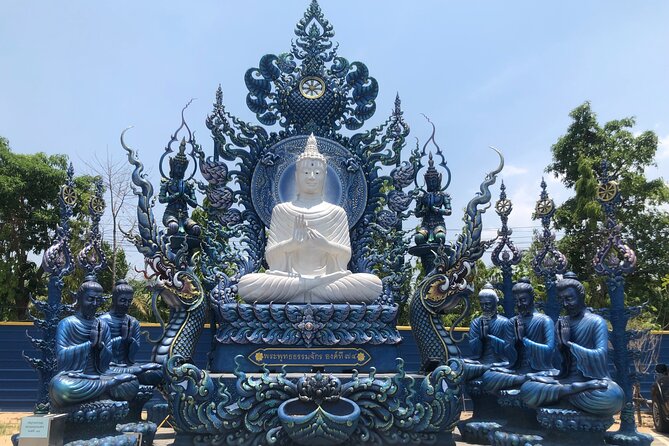 One Day Tour Chiang Rai(White Temple , Blue Temple, Black House) Private Tour - Your guide and driver: why it changes the whole day