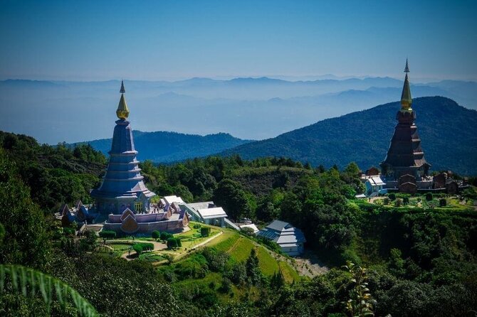 Private All-Inclusive Doi Inthanon & Pha Dok Siew Waterfall Tour - Pha Dok Siew Waterfall: forest walking and why slippers are a bad idea