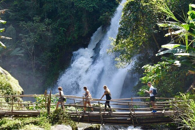 Private All-Inclusive Doi Inthanon & Pha Dok Siew Waterfall Tour - What to pack and how to pace yourself for a smooth mountain day
