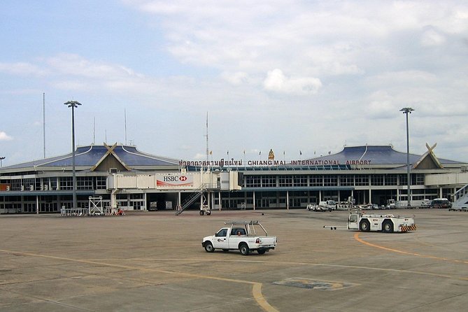 Private Arrival Transfer from Chiang Mai International Airport - Comfort Counts: Private Transport, Air Conditioning, and an English-Speaking Driver
