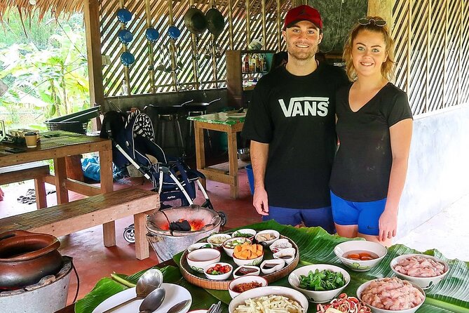 Private Bicycle Tour to Chiang Mai and Thai Cooking Class - Temple Snacks and the Midday Rhythm: Built-In Energy