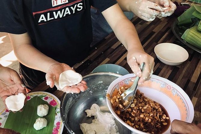Private Chaing Dao Tour. Village, Cave,Hot springs, Sticky Waterfall. - Sri Sangwan Waterfall: The Sticky Limestone Experience