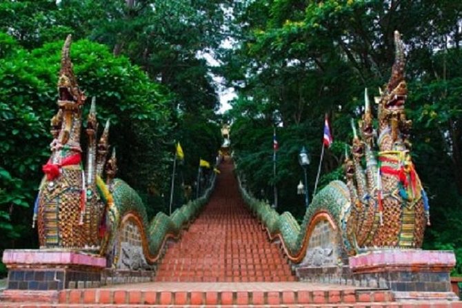 Private Chiang Mai Temple Tour with Doi Suthep and Wat Umong - Private Chiang Mai temple circuit: why this format feels so worth it