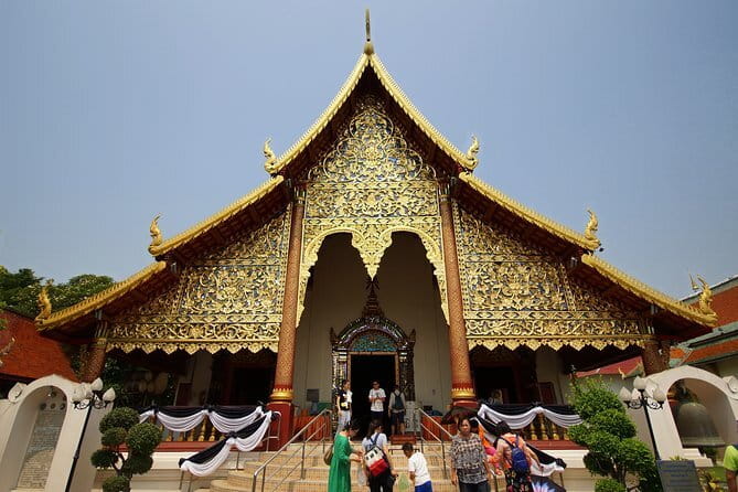 Private Doi Suthep Temple Handicraft Center and Sticky Waterfall - Should You Book This Doi Suthep, San Kamphaeng, Sticky Waterfall Tour?
