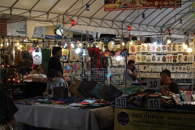 Private Evening! Crisscross Chiang Mai's Night by the classic Tuk Tuk - Wat Phra Singh: where the guide’s explanations pay off